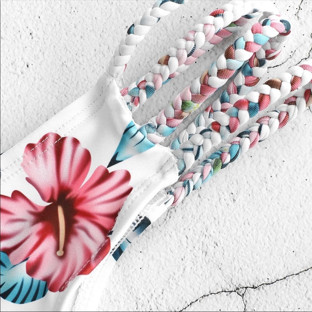 Super Cute Flower 🌺 Push Up Bikini - Picture 4 of 6